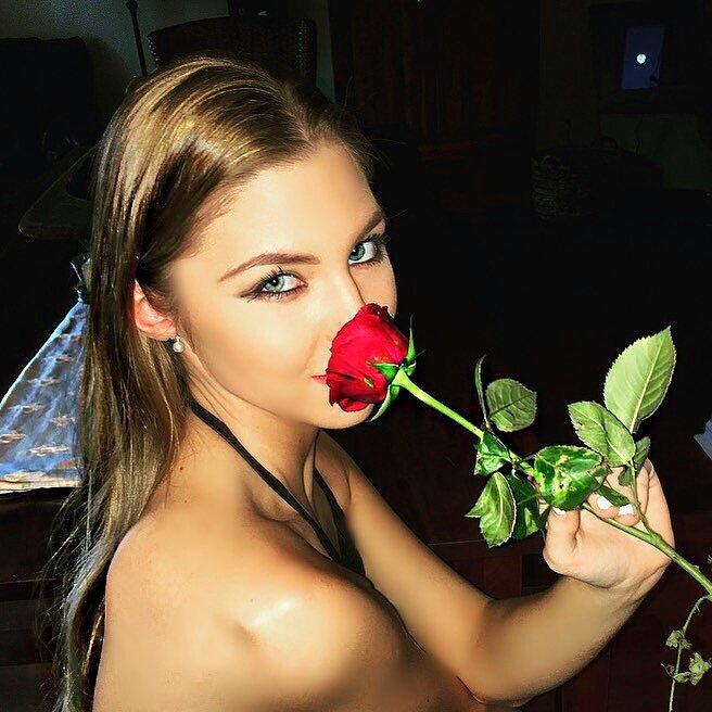 megjohnson33's profile picture. Casually Ballin