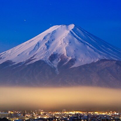 夜空を眺めていると”不思議”を感じます。特に星星を背景に立つ孤高の富士山はいつ見ても感動します。主に冨士山の写真を発信中。 https://t.co/ygiUQciksM #北海道 #高知 #湘南 #富士吉田 #SL