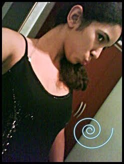 Sou uma menina esperta bem legal , divertida e adora sair !!!