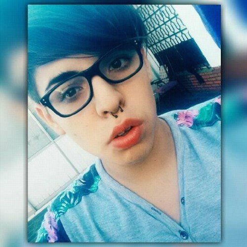 antonelachiqui's profile picture. Soy Eli. Tengo 16 años. Me encanta la ropa y la música 💄👗👢👜👙👢