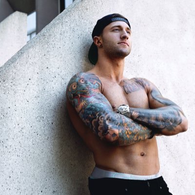 brandonvey's profile picture. i'm tons of fun - Instagram: brandonvey