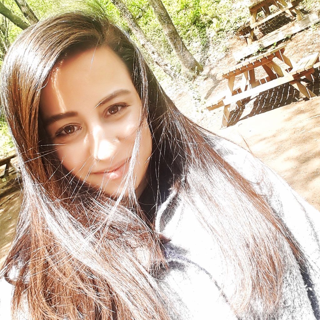 Mervecvs's profile picture. Çakıl 🐶