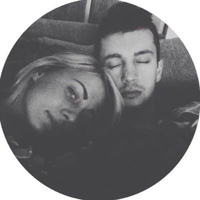 Twenty øne piløts.
mama cortaste toda la loooozz