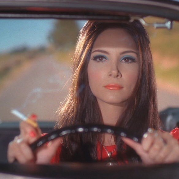 neomikina's profile picture. 