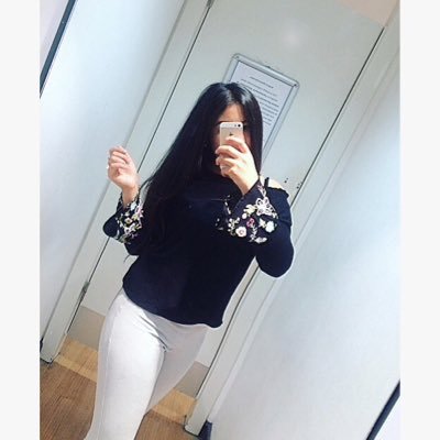 Aizhan68956049's profile picture. 