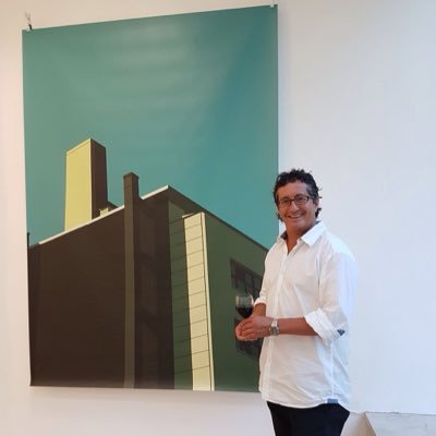 Arquitecto, urbanista, demógrafo, galerista