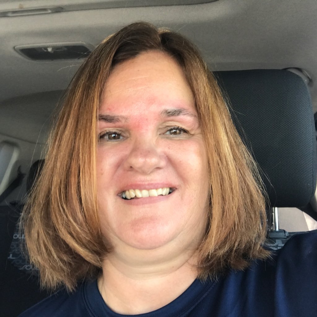 annabananainme's profile picture. I am a mom who loves kids and my job. My most favorite place to be is at the beach, preferably in Me, bu any other beach will do!