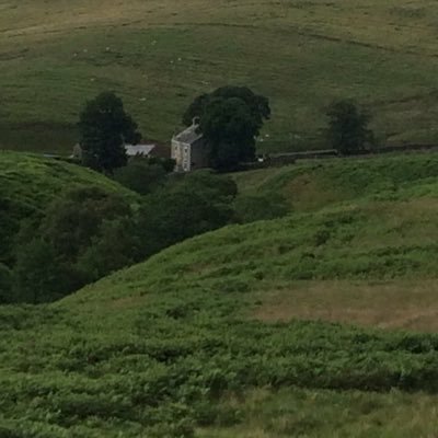 Bespoke Farmhouse Bed and Breakfast accommodation, especially welcome wedding guests and cyclists.