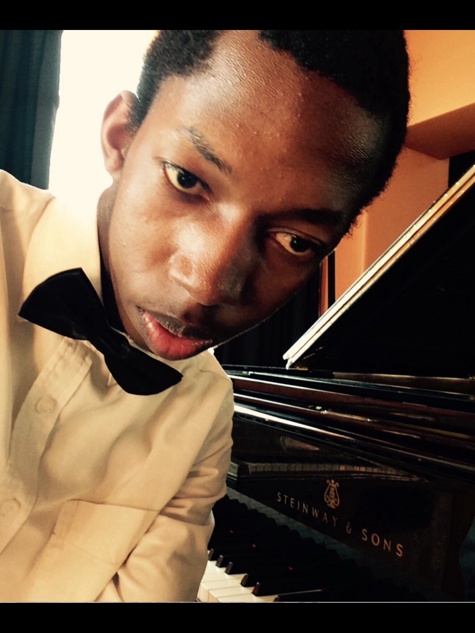 ThamZondo's profile picture. musician🎶,