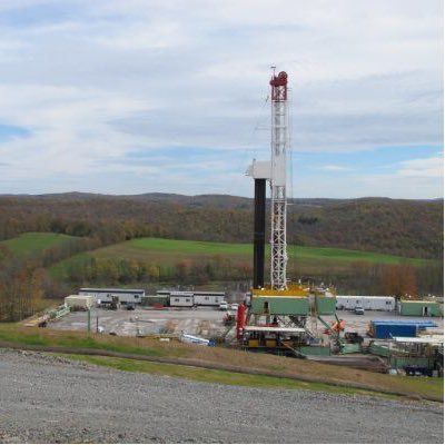 To educate and inform about #fracking & #shale #gas & #oil development in the USA and globally. Mostly facts, some politics. Tweets by law prof @SusanSakmar