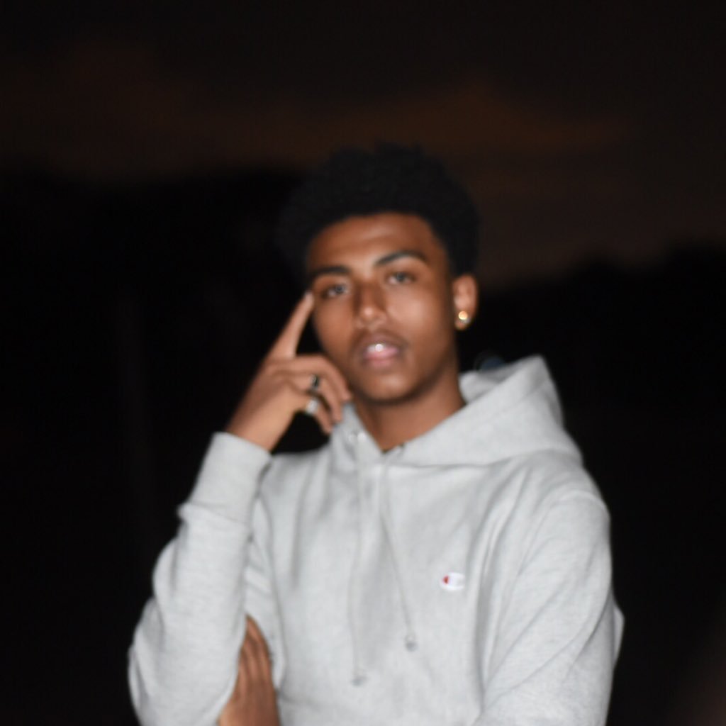 Hayyu_Adam's profile picture. 📸