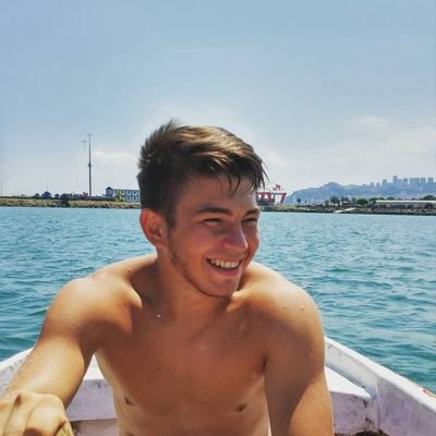 Sen o kadar bir şey söylemeden gidersin ki üstüne milyonlarca şey söylenir
