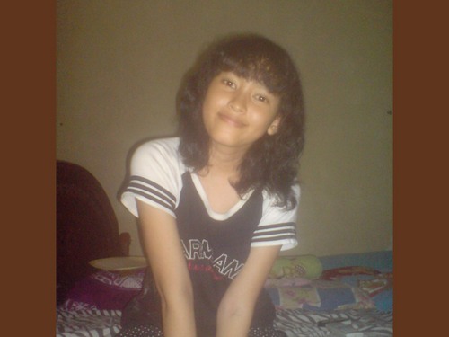 i'm just an ordinary girl !
and greyson chance has to follow me :D wants to follow back ? just ask me :) i'll follow you back :D