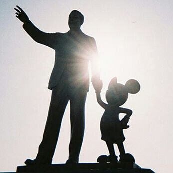 kf2815n's profile picture. Hi ! I am Nuts !

LOVE
#disney♥️
#music🎶
#dance💃
#sneakers👟