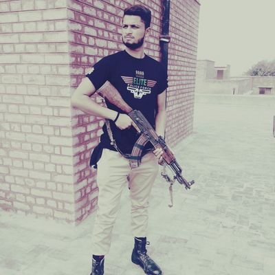 FarhanWajid7's profile picture. i m single😄
work at Punjab Police👈👊
proud to be Pakistani😏
simplicity is my passion😊
i love Cricket💕💖
wish me 17 July🎈🎈