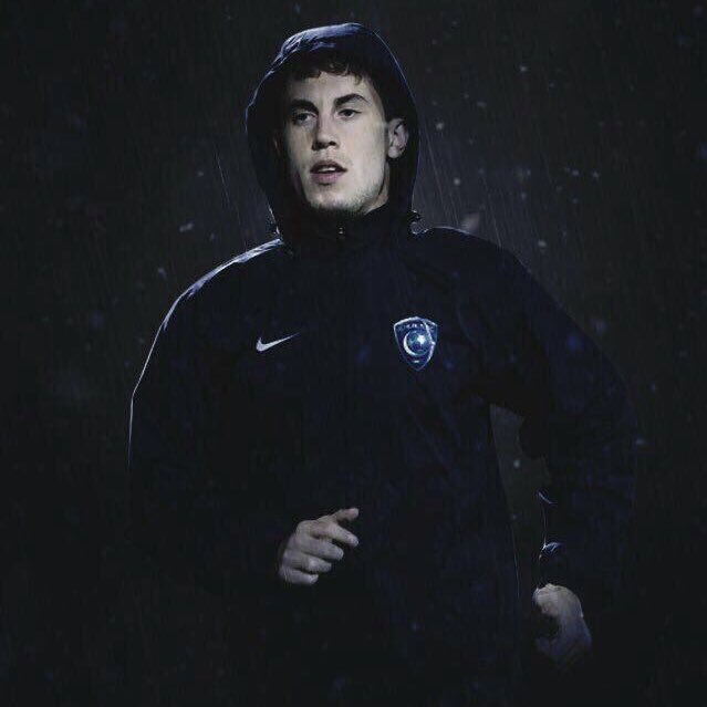 حـب الــهلال فـي قـلـبي الــى الابــد💙😪