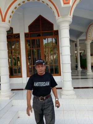 Edidarmawansya4's profile picture. Santai...... Coy