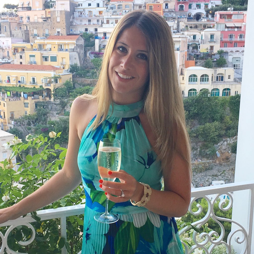 Courtney | 34 | MBA | CPA | SAHM | Personal Finance Writer | All about living a life of balance