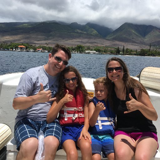 julieanzalone's profile picture. 