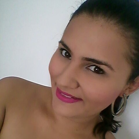 MaryLauraRincon's profile picture. Decidí ver cada problema como la oportunidad de encontrar una solución. Mamá de dos Principes M.G y S.D. VENEZOLANA, ZULIANA, ABOGADA.