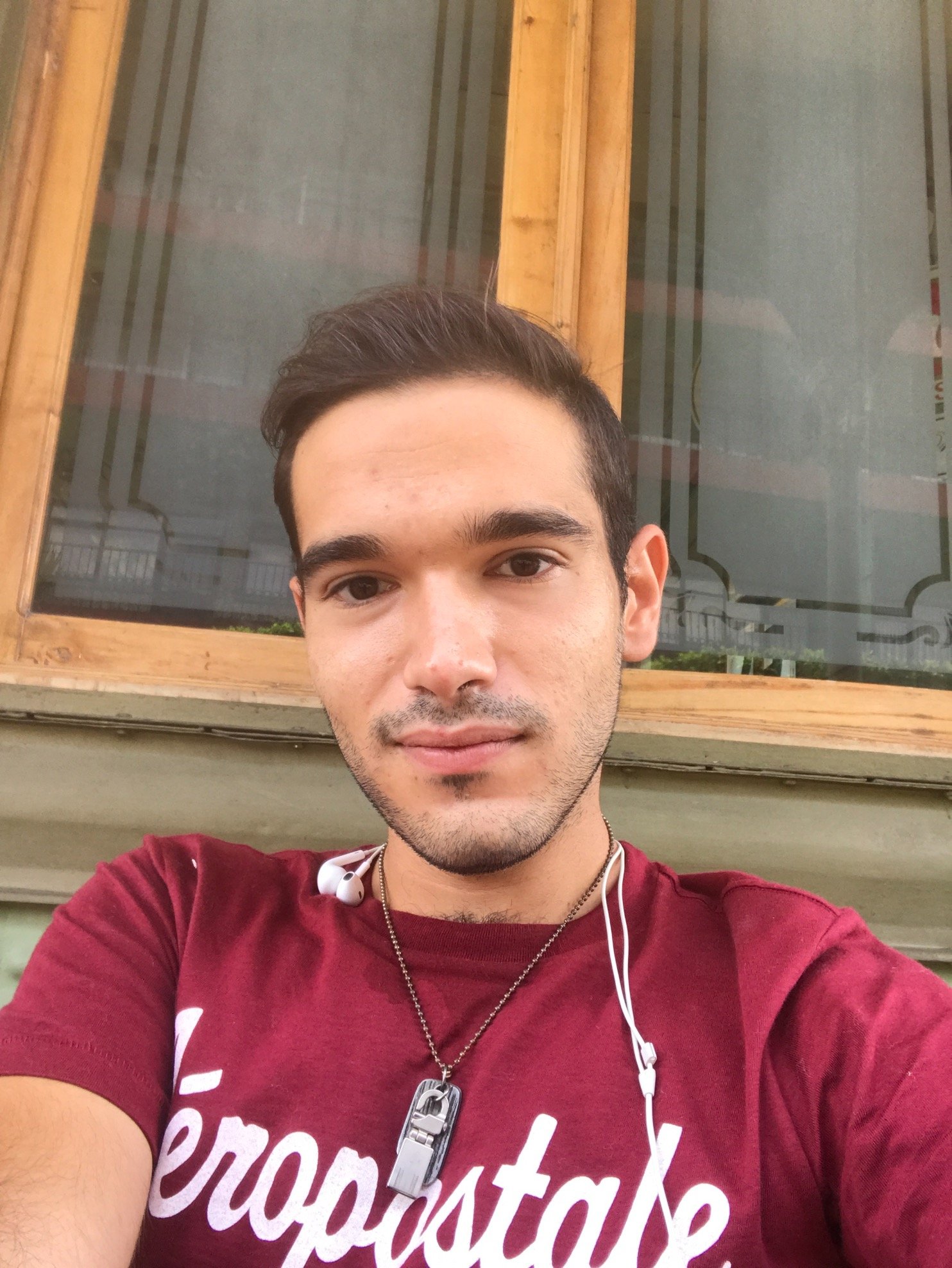 ChemSg99's profile picture. Ing. Mecánico y eléctrico -Ibero 
Motivador irracional de sueños imposibles o de metas inalcanzables.