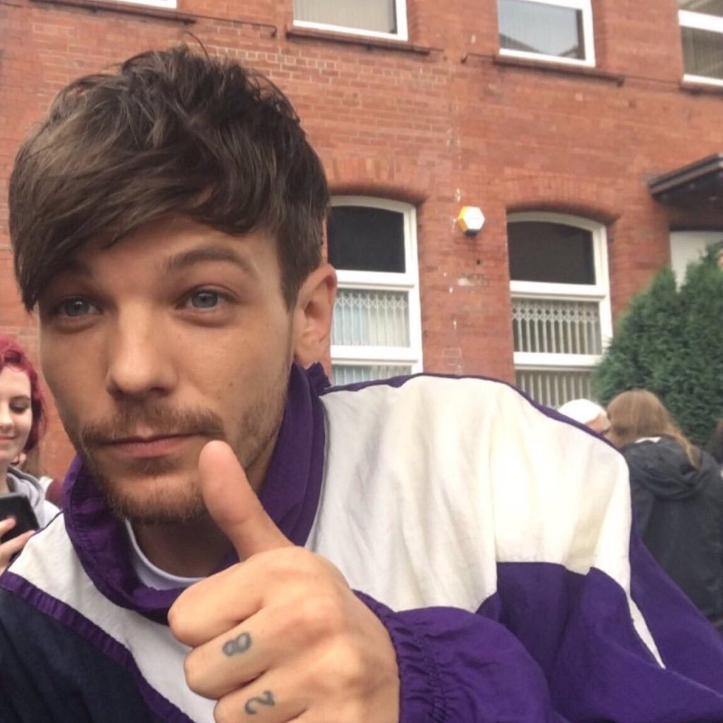 rplouhes's profile picture. 