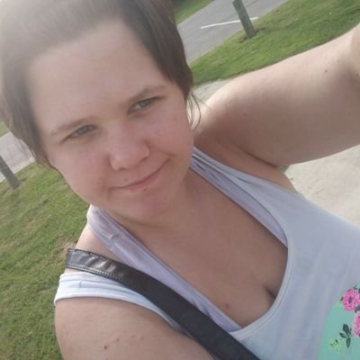 RachelR642's profile picture. Married to. My. King