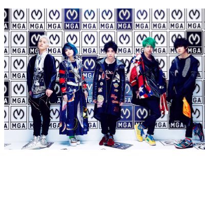 tanosimoginsei's profile picture. mrsgreenAPPLE好きです。サッカー見ることも好きです。