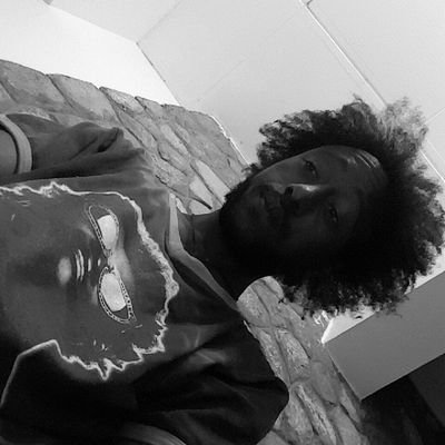 SamartsOriginal's profile picture. Dreamchaser
Animador 2D
Compositor 
Ingeniero de Software(pending)