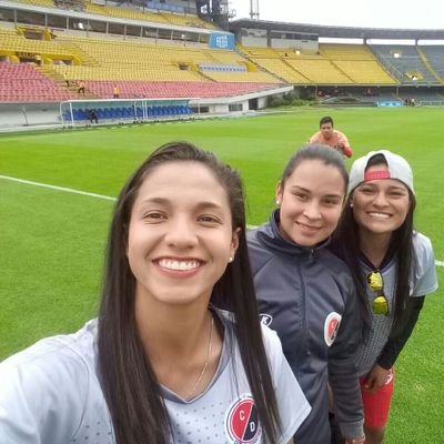 selección bogota  club Gol Star volante y delantera jugadora profesional de Millonarios FC #13