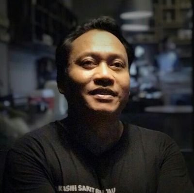 Harapan itu seperti cahaya, tak selalu terang tapi ada //

kalo ada perlu, kabarin ke diduarief@gmail.com aje.