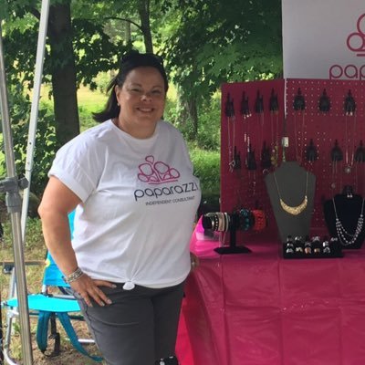 DeMersGlitter's profile picture. https://t.co/ySIHB506S1