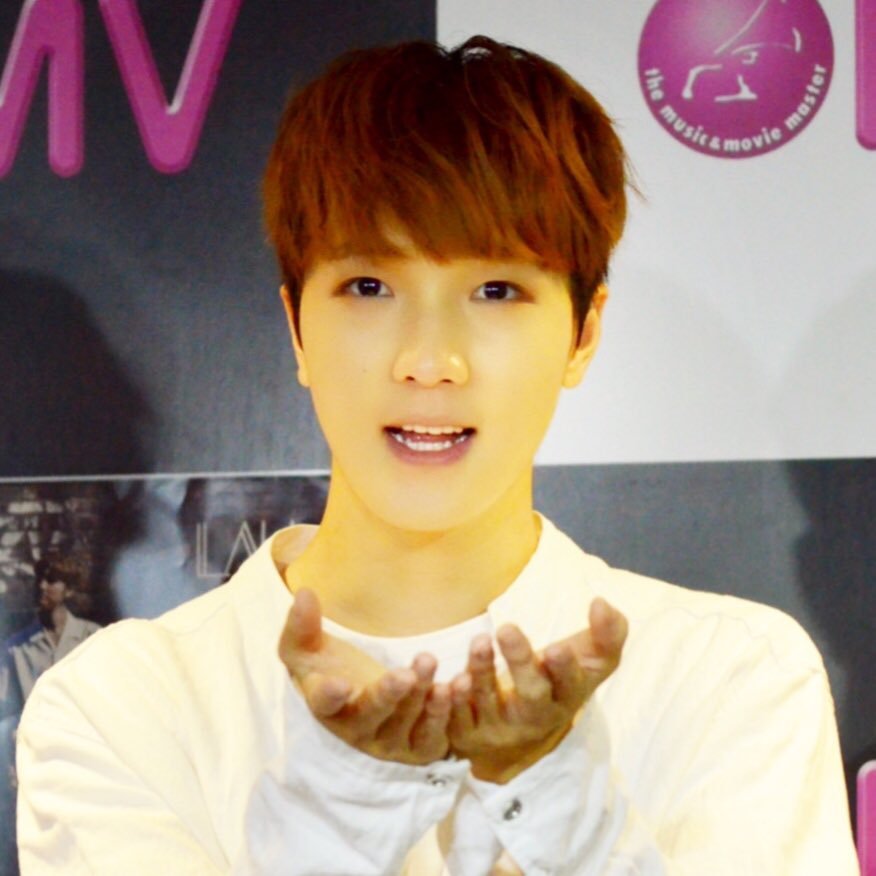 LUKUS(LAU)동현 경진 초이 종효❤️초이~너무 너무 좋아해요~💕 초이의 노랫소리를 너무 좋아해요 💕choi、 seokhun 최석훈 영원히 응원 합니다😊💕93.5.21👶youtube:tami tami 0521 instagram:tami tami 0521 @myronlife