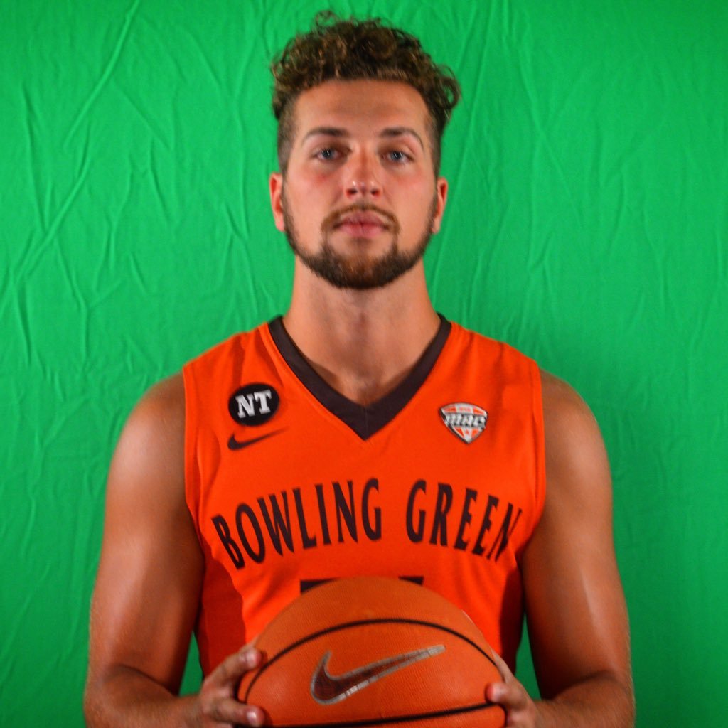 BGSU Basketball '18 | IG: fox_matt |