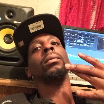 Eazy Wright Greatest lyricist of all time.
