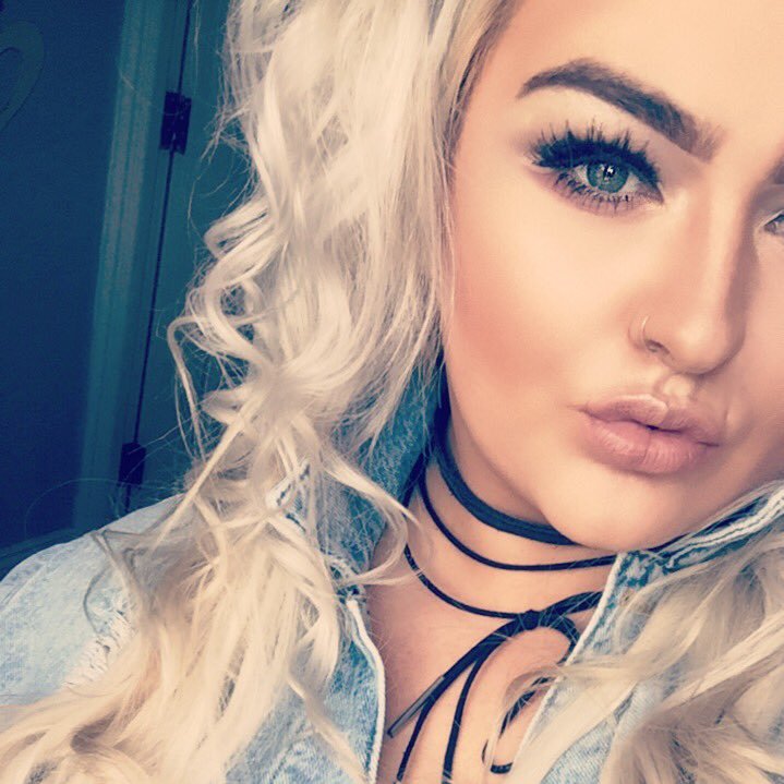 xxxkaileyxxxx's profile picture. kaileyt89...snapchat...
x_kaylee_x...insta...