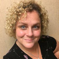 HairRepairQueen (@feelingirie1) 's Twitter Profile