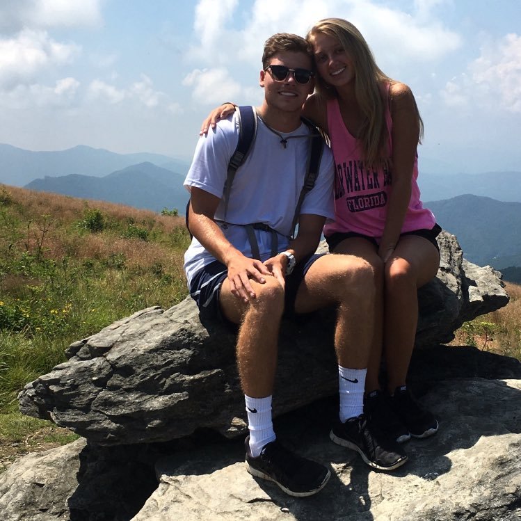 Johnnytest9071's profile picture. 