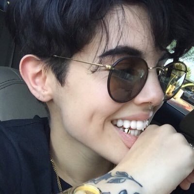 m7d_yeswany12's profile picture. لا يتمادى عليك الا من تمنحه اَنت حجماً اكبر من حجمه الطبيعي ...