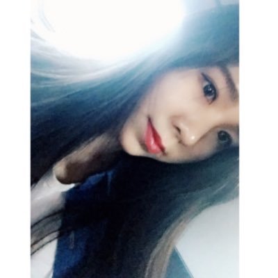 estelleeeo's profile picture. ig : estelleeo