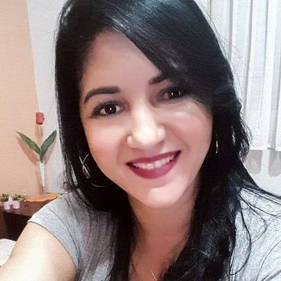 chris_gusmao's profile picture. "Nada melhor... que a certeza de que, Deus cuida de mim."  🍃💕