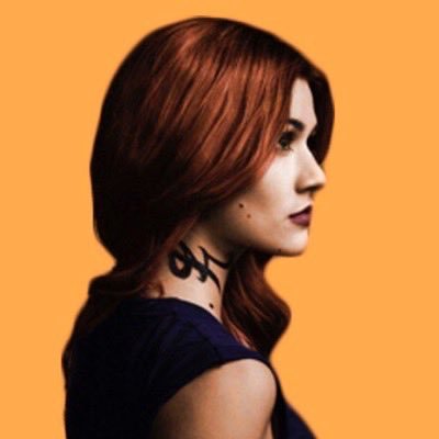 « ʙᴜᴄᴋʟᴇ ᴜᴘ ʙᴜᴛᴛᴇʀᴄᴜᴘ, ʏᴏᴜ ᴊᴜsᴛ ғʟɪᴘᴘᴇᴅ ᴍʏ ʙɪᴛᴄʜ sᴡɪᴛᴄʜ. »