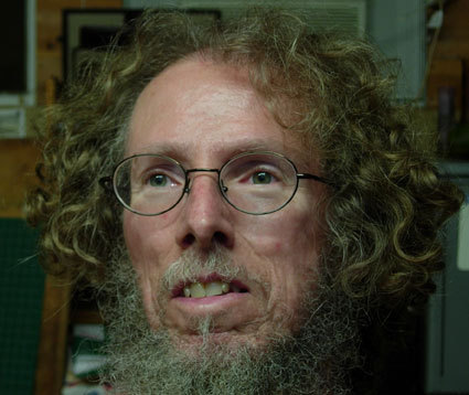 chandeliermaker's profile picture. Living in the woods, making glass and metal sculpture.