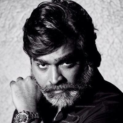 RithuEzhil's profile picture. 