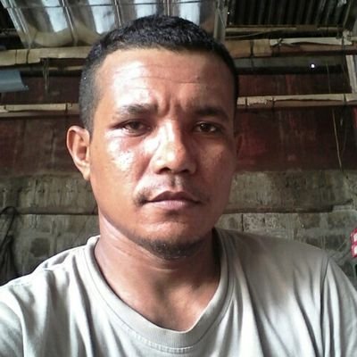 081297654476Roy's profile picture. OK aja