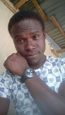 Am a young, am Coooooool, Gentle, Humble, Friendly, am Hardworking to get wat I want in life