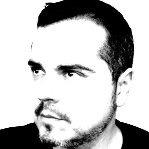 Regidor de Eventos. Content Manager. Musico. Director de comunicación.