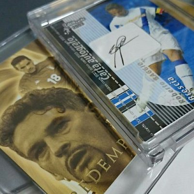 Baggio君 マジョルカオフィシャルから久保くんのサイン入りユニフォームが届きましたが どーなんだろ 久保建英