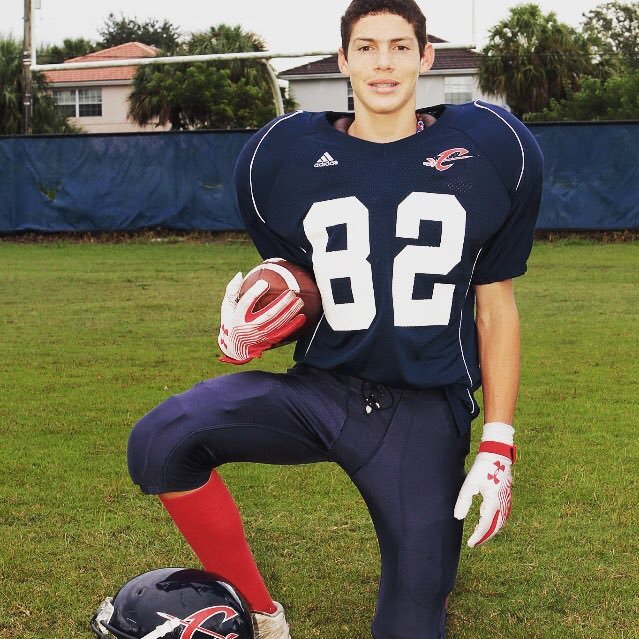 Slimmyofficial1's profile picture. A natural athlete🏀🏈⚾️🥅🏒🤼‍♀️🥊🏆, Jesus follower🙏🏽, CSCA 📝📚. I love Metallica🥁🎸🤘🏽 and Eminem💽