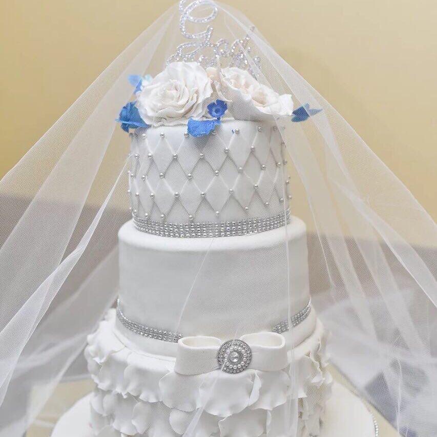 CCaketeria's profile picture. A Gourmet cake company that specializes in artistic cakes for all occasions. weddings, birthdays etc.